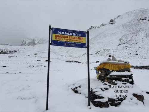 Ascension de l'Himlung Himal à 7126 mètres au Népal